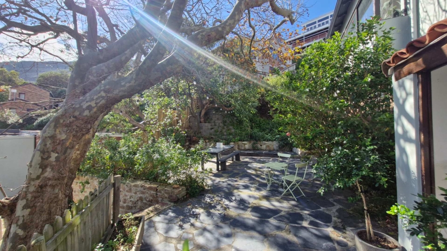 To Let 1 Bedroom Property for Rent in Clovelly Western Cape